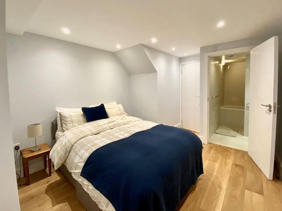 2Bdr Modern Apartment In Hammersmith West Лондон Экстерьер фото