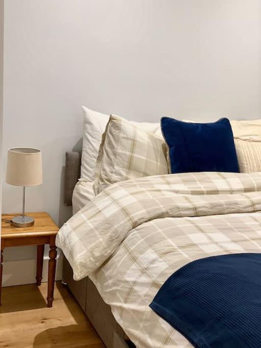 2Bdr Modern Apartment In Hammersmith West Лондон Экстерьер фото